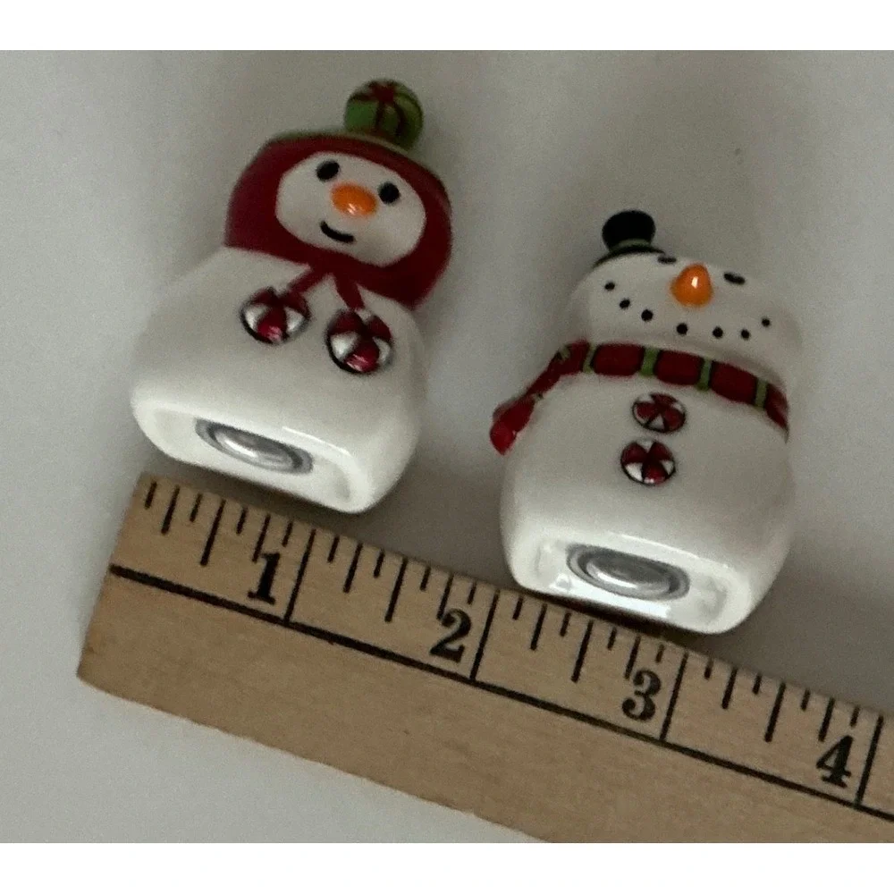Snowman Salt and Pepper Shakers Ceramic Christmas Holiday Winter Decor Set
